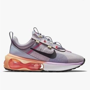 Women’s Nike Airmax 2021 ‘Venice’ sneakers